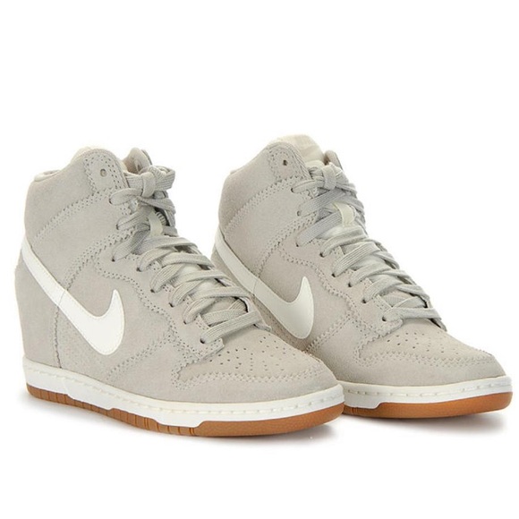 Nike Dunk Sky High Women’s Suede Wedge - Picture 5 of 6